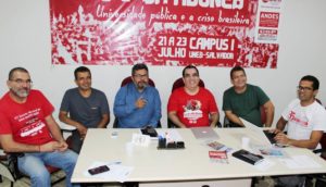 Mudança da coordenação do Fórum das ADs para 2018. Foto: Ascom Fórum das ADs